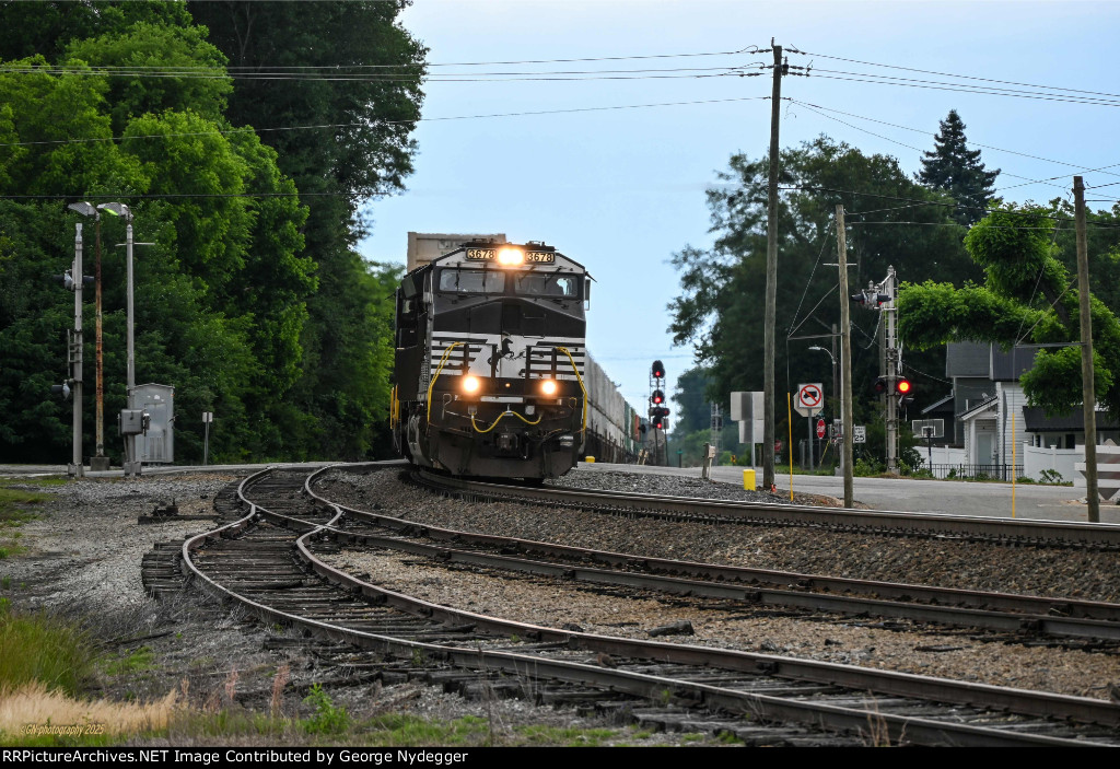 NS 3678